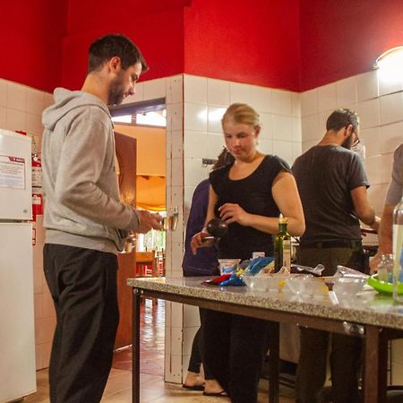 Hostel Inn Calafate 埃尔卡拉法特 外观 照片