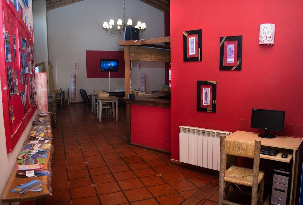 Hostel Inn Calafate 埃尔卡拉法特 外观 照片
