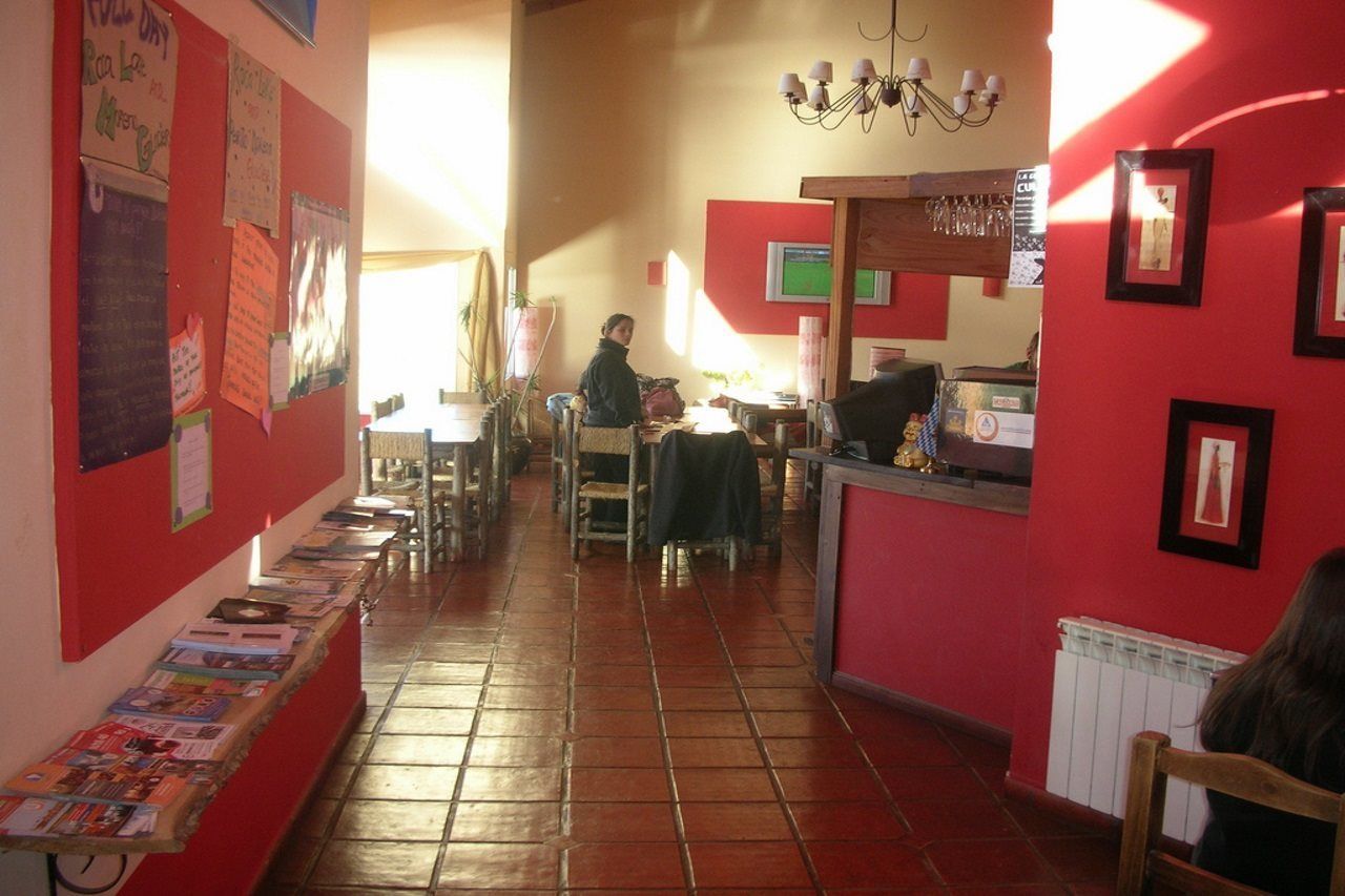 Hostel Inn Calafate 埃尔卡拉法特 外观 照片