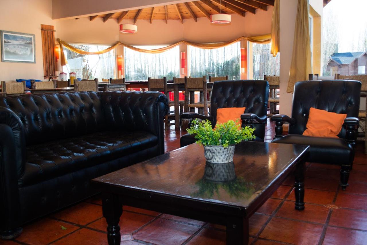 Hostel Inn Calafate 埃尔卡拉法特 外观 照片