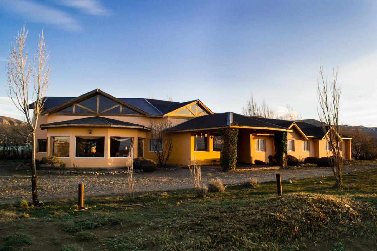 Hostel Inn Calafate 埃尔卡拉法特 外观 照片