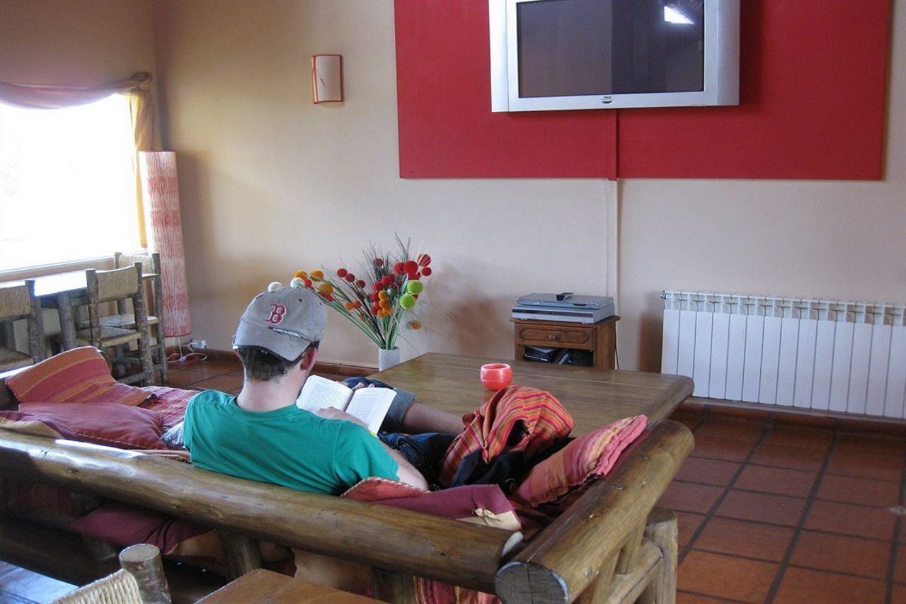 Hostel Inn Calafate 埃尔卡拉法特 外观 照片